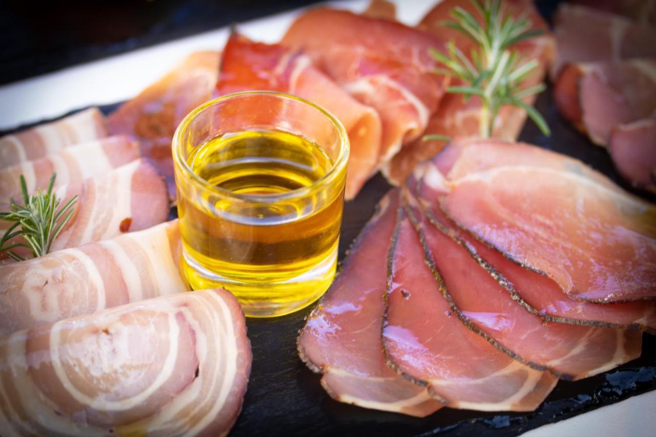 Hotel The Vintage House - Douro Pinhão Exterior foto Smoked ham